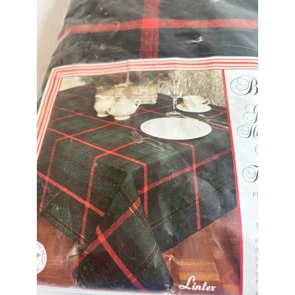 Lintex Balmoral Moire Plaid‎ Tablecloth Red/Green/Golf Oblong 60
